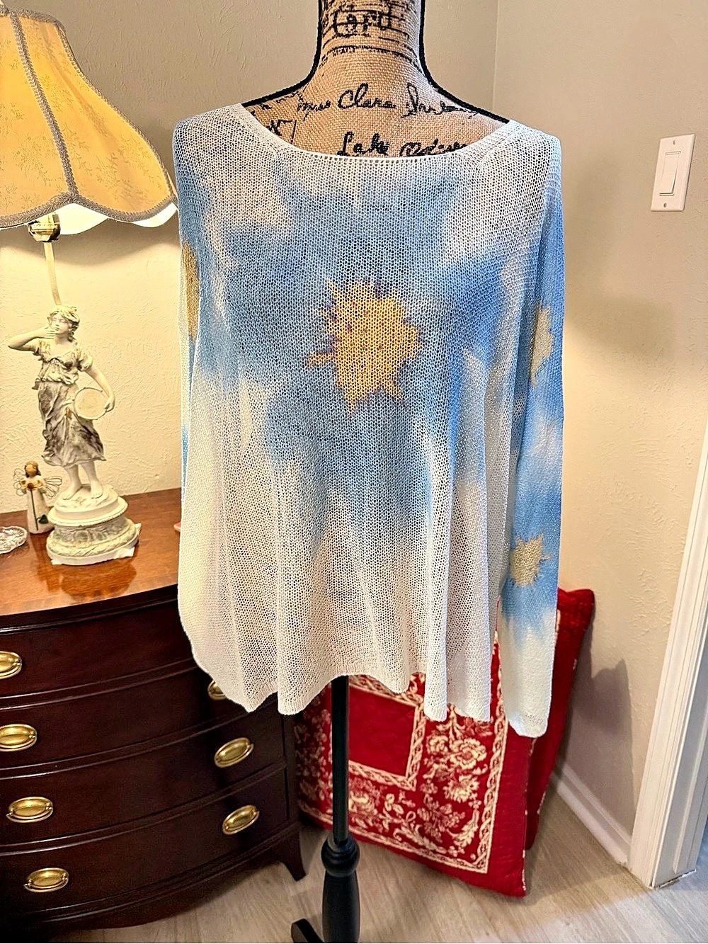 POL GST67 Blue & White Sun Motif Sweater Size Large